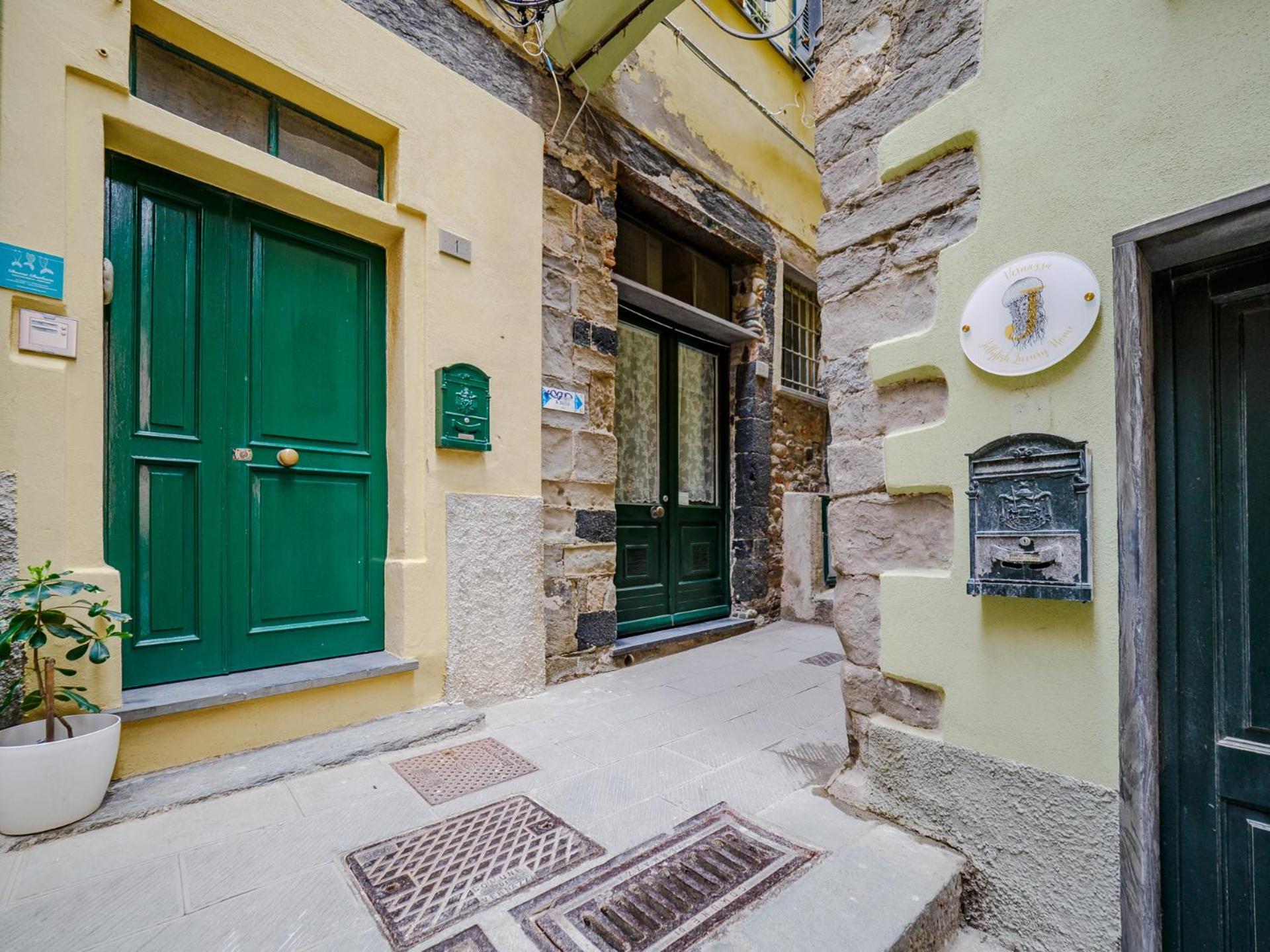 Petrella'S Point Studio With Ac Vernazza Eksteriør bilde